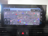 純正MMIナビゲーションシステム、Audi connect アウディサウンドシステム、ハンズフリー (Bluetooth)搭載