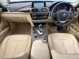 3シリーズセダン 320i 320i ラグジュアリー 