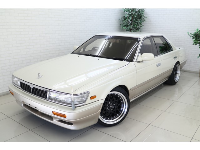 日産 ローレル 