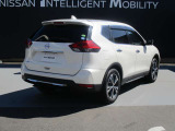 エクストレイル 2.0 20Xi 2列車