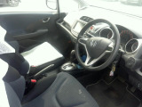 フィット 1.3 G 5ドア FCVT 2WD
