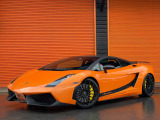 【中古車情報】ランボルギーニ ガヤルド スーパーレジェーラ eギア 4WD 正規D車CarbonExterior&InteriorKsg可変 の中古車詳細（走行距離：3万km、カラー：アランシオボレアリス、販売地域：福岡県古賀市新原）