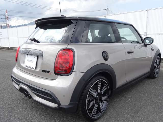 中古車 BMW MINI ミニ クーパー S 3ドア DCT の中古車詳細 (3,000km