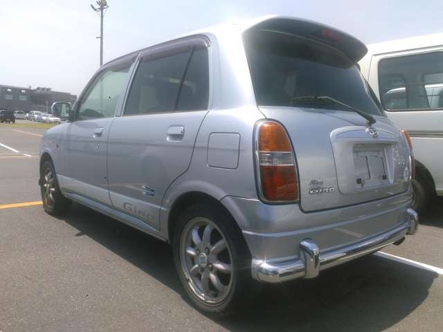 ダイハツ　ミラジーノ 純正 ミニライトSP グリル　L700 ダイハツ ミラジーノ ミニライトスペシャル ターボ 社外グリル 純正