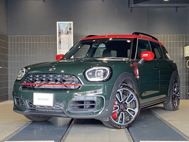 中古車 BMW MINI ミニクロスオーバー ジョン・クーパー・ワークス 4WD