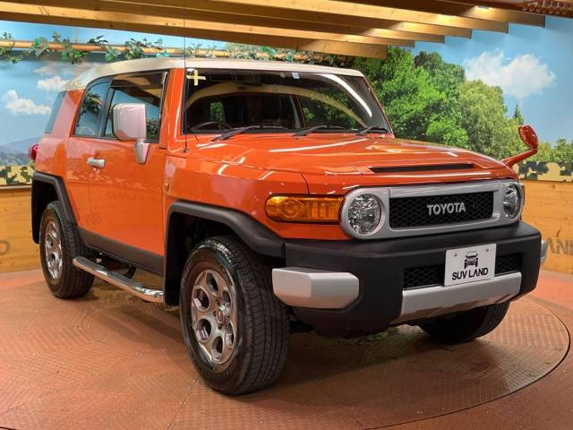 中古車 トヨタ FJクルーザー 4.0 カラーパッケージ 4WD の中古車詳細