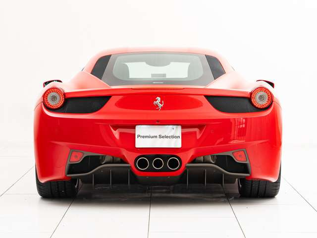 中古車 フェラーリ 458イタリア F1 DCT 正規D車カーボンLED赤黒 中古車 フェラーリ 458イタリア F1 DCT 正規D車カーボンLED赤黒