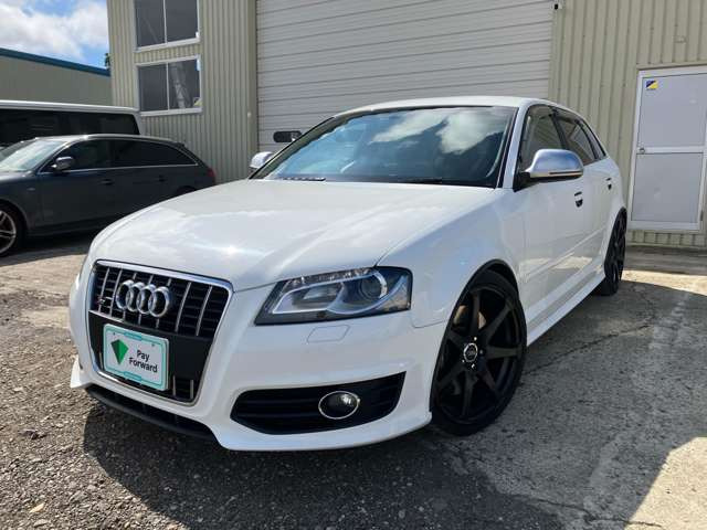 中古車 アウディ S3スポーツバック 2.0 4WD AVSアルミ カスタム