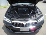 BMW/MINI正規認定中古車保証。保証内容・・・エンジン・トランスミッション・ブレーキなどの主要部品。 特徴・・・24時間エマージェンシーサービス。