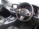 X7  M50i 4WD