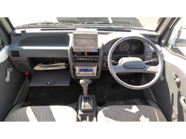 スバル サンバー VWバス仕様 ス-パ-チャ-ジャ- CVTオートマ の中古車 