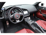 R8スパイダー 5.2 FSI クワトロ 4WD 後期 赤革 カーボントリム 純正19インチAW