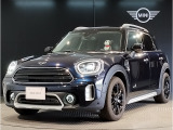 MINI Crossover Cooper D ALL4 入庫致しました。