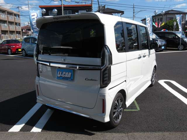 中古車 ホンダ N-BOXカスタム L 届出済未使用車 ナビTV バックカメラ