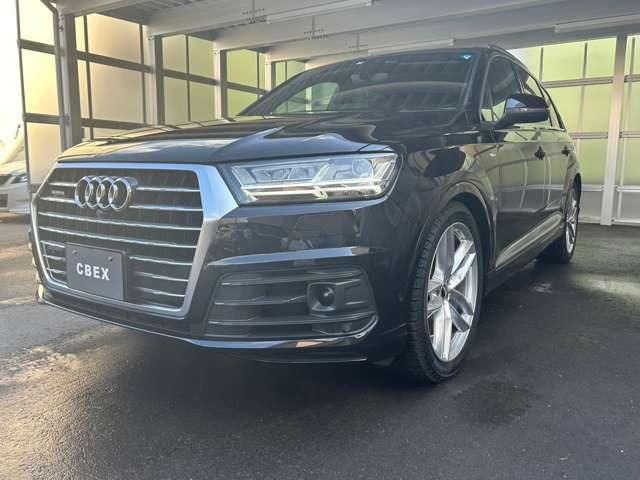 中古車 アウディ Q7 3.0 TFSI クワトロ Sラインパッケージ 4WD の中古