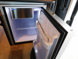 DC式冷蔵庫標準装備!