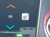 エアコンスイッチ両端にシートヒーターのスイッチがついています。