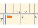 名阪国道中瀬インターを降りて市内方面に車で10分ぐらい、鉄道ですと伊賀鉄道上野市駅で降りていただきお電話してもらえるとお迎えに上がります。