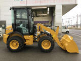 十文字店トラック・バス・重機センターは、スーパーモールラッキーのすぐ近く!ショッピングのついでに是非お立ち寄り下さい!トラック、バス、ホイールローダーなど展示中です!