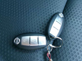 スマートキー(鍵の開け閉めも、エンジンの始動や停止もキーを出さずに身に着けているだけでできるからとても便利。