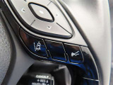 先進安全機能で毎日の安心ドライブをサポートするトヨタセーフティーセンスを装備しています。
