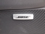 BOSE社との共同開発によって、CX-5の室内空間に適した音響チューニングを施した、小型・高効率のオーディオシステムです。