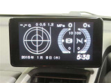 Gメーター、アクセル開度、ブレーキ圧表示機能を搭載したディスプレー。
