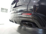 新開発 Maserati 自社製 3.0L-V6 ツインターボ 530ps ネットゥーノ・エンジン搭載。