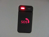 SOSコール 急病時や危険を感じた時SOSコールスイッチを押すと、専門のオペレーターに繋がって、警察や救急車への連携サポートしてくれます。(別途登録費用がかかります)