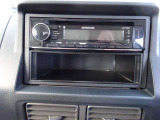 CD・ラジオ付です!当たり前の装備ですが、無くちゃ困ります。いい音かけて、快適空間をお楽しみ下さい!