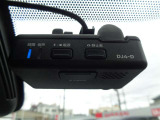 運転状況を、映像と音で記録するドライブレコ-ダ-。お問い合わせは03-5672-1023へ