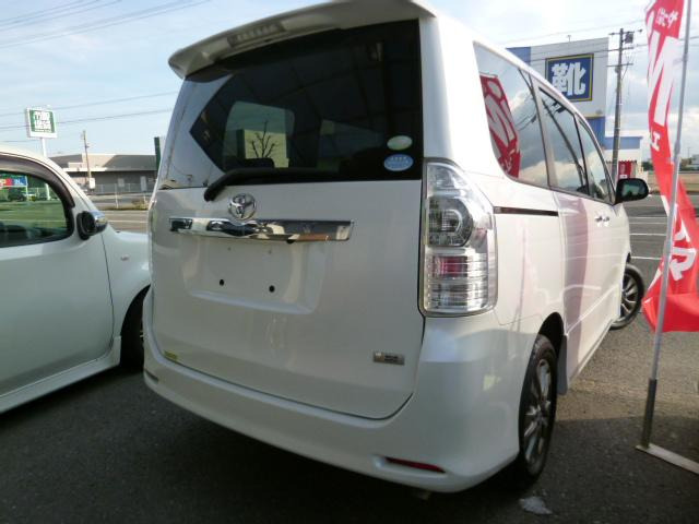 中古車 トヨタ ヴォクシー 2.0 ZS 煌II の中古車詳細 (89,000km 