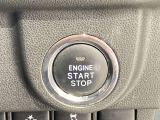 【プッシュ式エンジン・インテリジェントキー】プッシュ式エンジンスタートでブレーキを踏んでボタンを押すだけでエンジン始動がスムーズ!!鍵をカバンに入れているだけでエンジンの始動が可能★