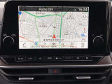NissanConnect ナビゲーションシステム(地デジ内蔵)(9インチワイドディスプレイ、ハンズフリーフォン、VICS(FM多重)ボイスコマンド、Bluetooth対応、USB接続、HDMI接続、Apple CarPlay・Android Auto)