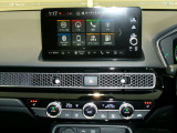 Honda CONNECTに最適化されたナビゲーションシステムです。左右独立温度調節が出来るプラズマクラスター技術搭載フルオートエアコンです♪3段階温度調節が可能な運転席・助手席シートヒーターを装備で