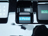 e-pedalはペダル操作だけで加速・停止が出来る非常に便利な装備になっております♪