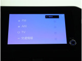 ディスプレイオーディオ(ナビ無し)AM.FMラジオ DVD再生機能付きCDステレオです。TVも視聴可能です(停車時)
