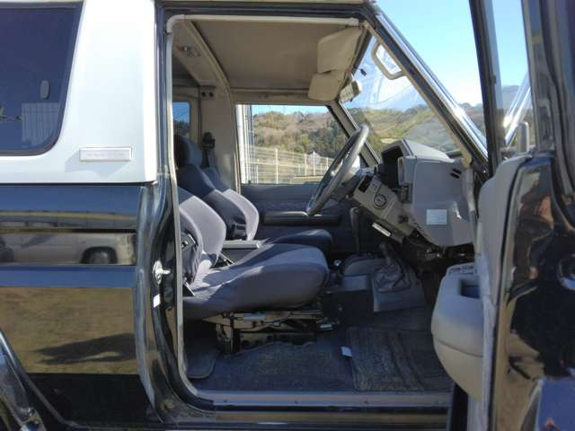 中古車 トヨタ ランドクルーザー70 4.2 ZX FRPトップ ディーゼル