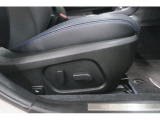 調整無段階の電動シート最適なシートポジションを提供。どんな方にもピッタリのシートポジションを実現します。