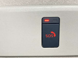 【SOSコール】急病時や危険を感じた時にはSOSコールスイッチを押すと専門オペレーターに接続!万が一エアバック展開事故の時は自動通報します!