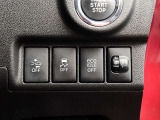 運転席右側には、VDC、LDW(車線逸脱警報)等の操作スイッチが有ります。