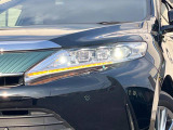 【シーケンシャルターンランプ付きLEDヘッドライト】人気の『流れるウィンカー』付きのLEDヘッドライトを装備♪高級感はもちろん、点灯時は存在感たっぷりで他車からも認識されやすく安心です。