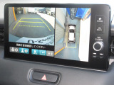 マルチビューカメラシステムを搭載しています!「見通しの悪い交差点での発進」「料金所などへの幅寄せ」「バック駐車」「縦列駐車」といった、多くの人が苦手意識を持ちやすいシーンで効果を発揮します。