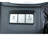 車両安定性を制御するVSCと、滑りやすい路面での発進や加速時の空転を制御するTRCのOFFスイッチです。