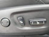 【パワーシート】スイッチ一つで簡単にシートの微調整が可能!電動だから力もいりません!快適なシートポジションにセットして、快適なドライブをお楽しみください。