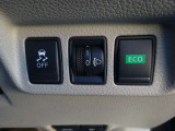 【ECO】ONで、アクセル操作の補修やCVTのレスポンス、変速をトータル制御し、燃費を向上させます。【横滑り防止】ハンドル操作や滑りやすい路面を走行中、横滑りを感知すると自動的に車両の進行を保つよう制御!