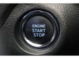 ■プッシュスタート■ 鍵を差し込まなくても、ボタン操作のみでエンジンをかけられます!スマートーキー同様、ちょっとしたことですが、あると便利な機能の一つですよ!