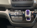 オートエアコンが装備されておりますので車内を快適な温度に保ってくれます!!