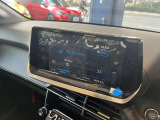タッチスクリーン(FM・AMラジオ/USB/Bluetooth)Apple CarPlay、Android Auto対応で様々なアプリをご利用いただけます。