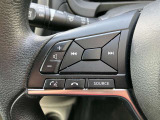 ハンドル左側のスイッチでオーディオの操作や、ハンズフリー通話の操作が可能なので、運転中でもラクラクです(^^♪